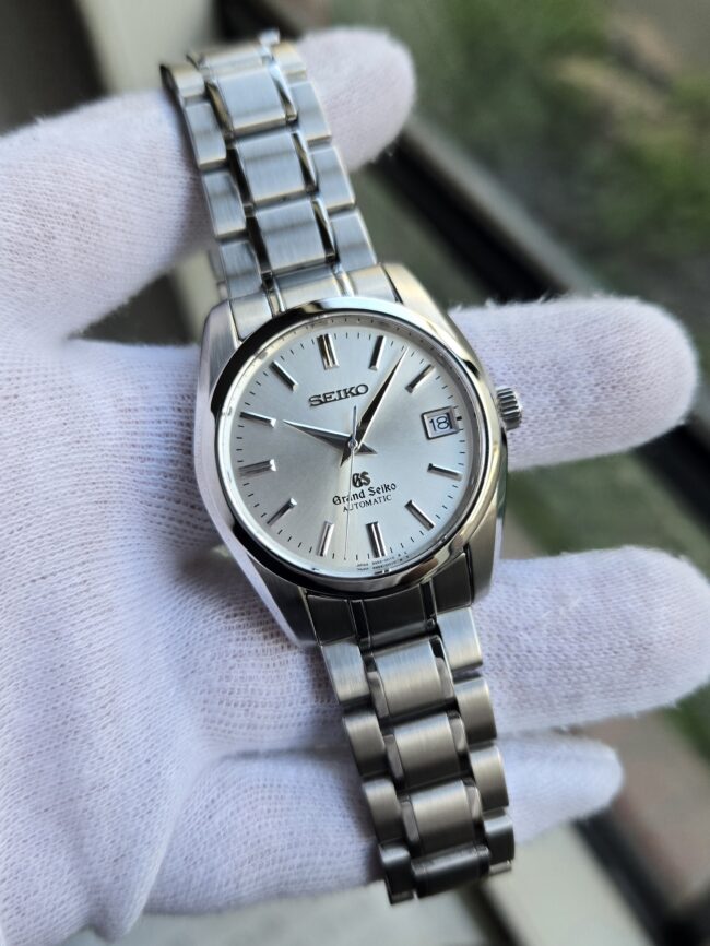 Grand Seiko Automatic Reference SBGR001, Circa 2008, 37mm Steel case on Grand Seiko Bracelet, Just Serviced, Excellent Condition, keeping perfect time.